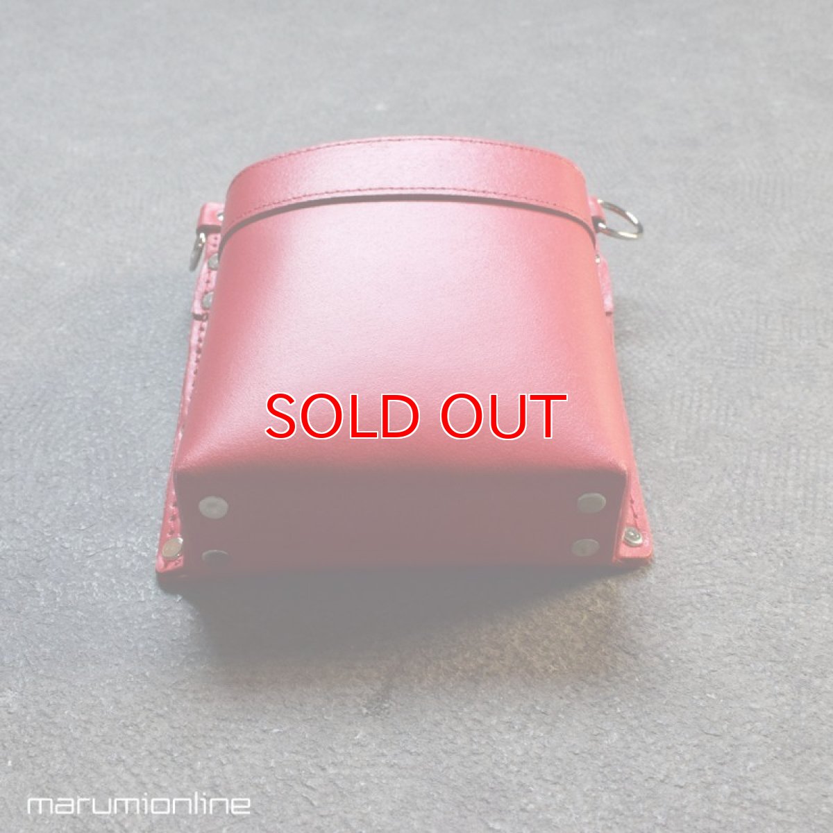 画像7: 限定 赤備え 鳶壱 LX-24RED 高級革製１枚革で創った小型腰袋 TYPE-A シンプルなワンポケット仕様  Dリング付 国産本革使用 腰道具 日本製 (7)