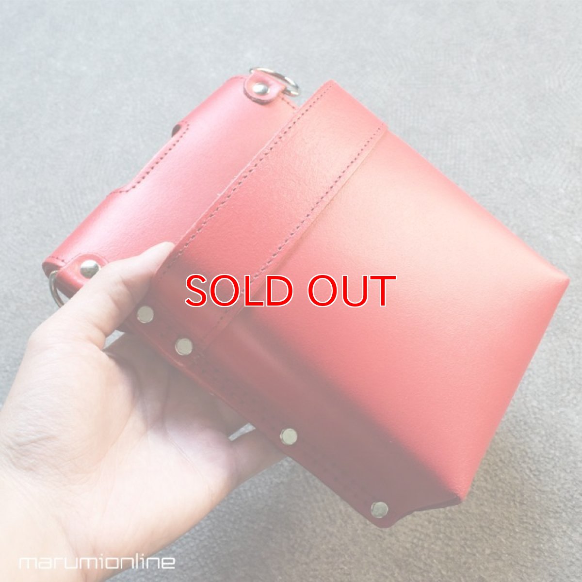 画像4: 限定 赤備え 鳶壱 LX-24RED 高級革製１枚革で創った小型腰袋 TYPE-A シンプルなワンポケット仕様  Dリング付 国産本革使用 腰道具 日本製 (4)